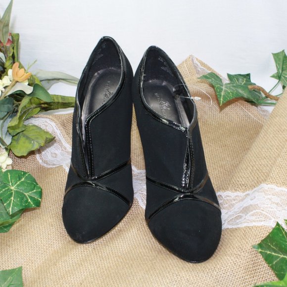 Brand New Jaclyn Smith Women's Heels Color Black Size 8.5 - Picture 2 of 6